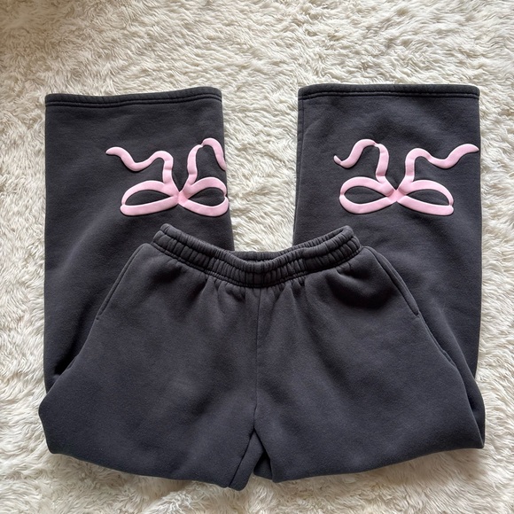 Edikted Pants - Edikted Gray Joggers with Pink Bows